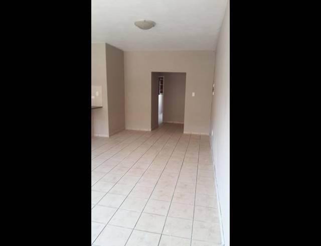 2 BEDROOM APARTMENT FOR SALE IN BRAKPAN NORTH